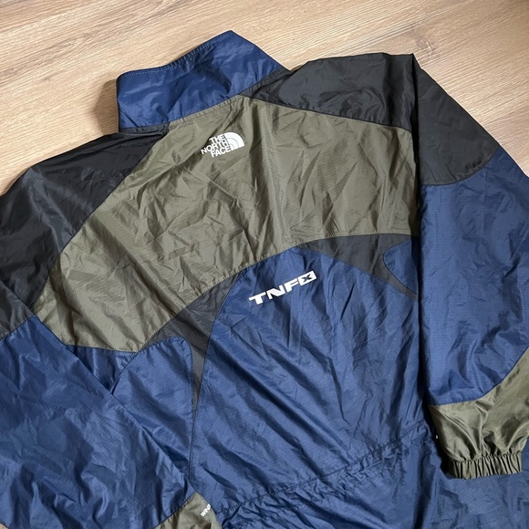 Women’s North Face TNFX Jacket - Picture 6 of 7
